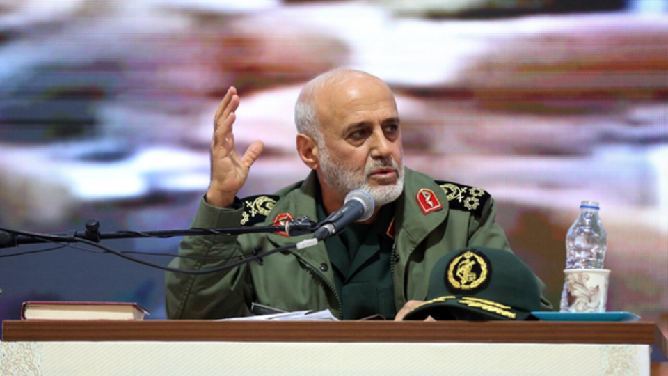 دستنوشته شهید سپهبد غلامعلی رشید یک هفته قبل از شهادت دستنوشته شهید سپهبد غلامعلی رشید یک هفته قبل از شهادت