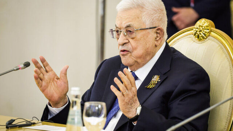 محمود عباس: دولت فلسطین باید مسئولیت نوار غزه را بر عهده بگیرد محمود عباس: دولت فلسطین باید مسئولیت نوار غزه را بر عهده بگیرد