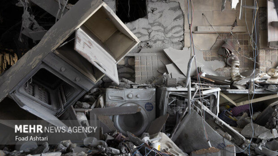 آسیب ۳ هزار واحد مسکونی در جنگ ۱۲ روزه در منطقه ۴ تهران آسیب ۳ هزار واحد مسکونی در جنگ ۱۲ روزه در منطقه ۴ تهران