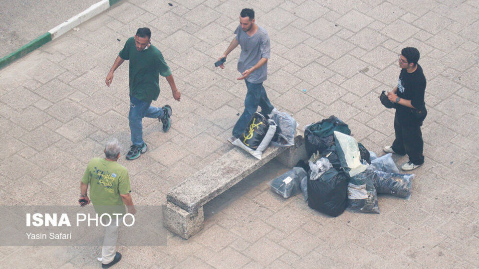 آتش سوزی مهیب در مرکز خرید ونوس - بندرانزلی