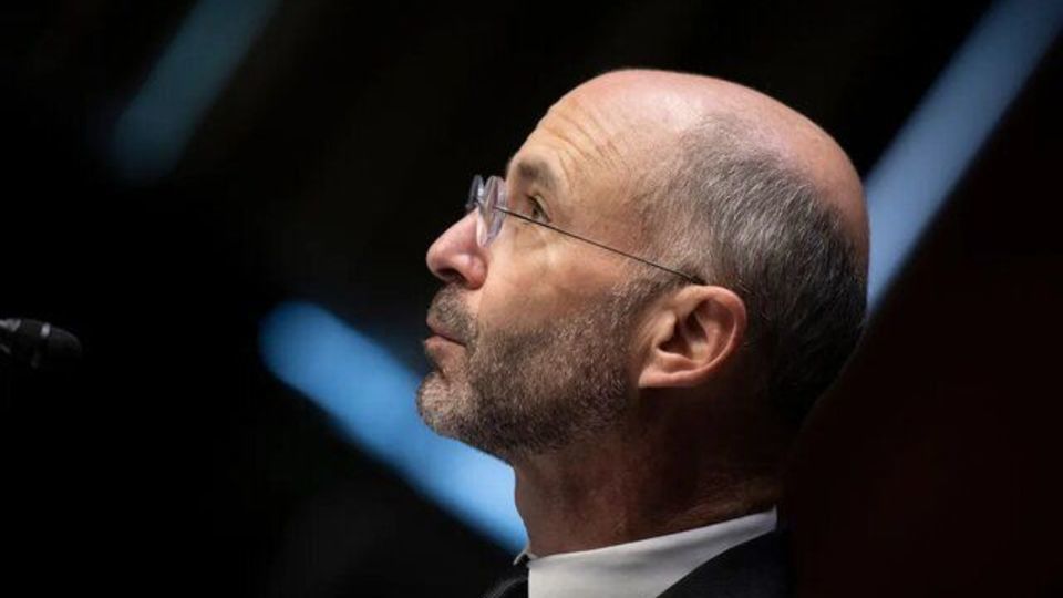 اظهارات بیسابقه مقام دولت بایدن: من اگر به جای سران ایران بودم به بمب هستهای نیاز داشتم/ آمریکا به ایران انگیزه ساخت بمب داد اظهارات بیسابقه مقام دولت بایدن: من اگر به جای سران ایران بودم به بمب هستهای نیاز داشتم/ آمریکا به ایران انگیزه ساخت بمب داد