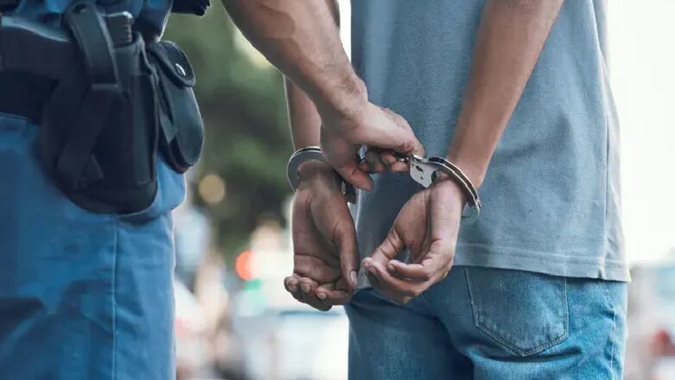 بازداشت یک صهیونیست دیگر با ادعای انتقال اطلاعات حساس به ایران در خلال جنگ ۱۲ روزه بازداشت یک صهیونیست دیگر با ادعای انتقال اطلاعات حساس به ایران در خلال جنگ ۱۲ روزه