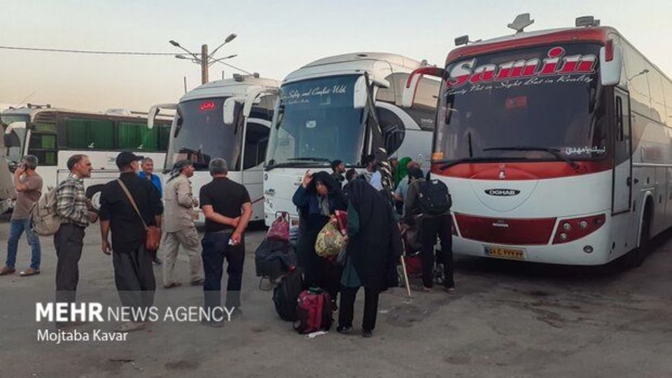 پایانه برکت مهران گنجایش روزانه ۲ هزار دستگاه اتوبوس را دارد پایانه برکت مهران گنجایش روزانه ۲ هزار دستگاه اتوبوس را دارد