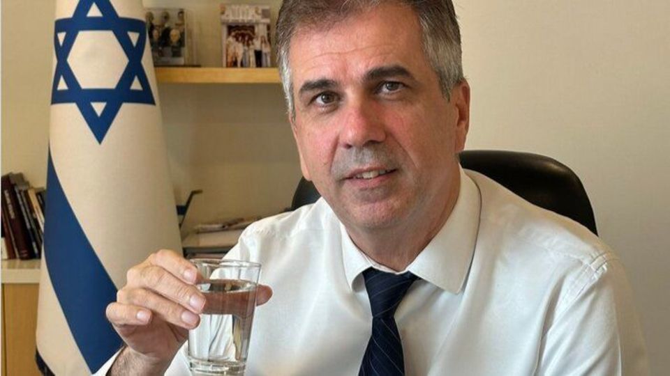 ماکرون دقیقا اینجا چه میکند؟ | او حق ندارد چیزی را به ما دیکته کند | او از سیاستهای نازیها پیروی کند ماکرون دقیقا اینجا چه میکند؟ | او حق ندارد چیزی را به ما دیکته کند | او از سیاستهای نازیها پیروی کند