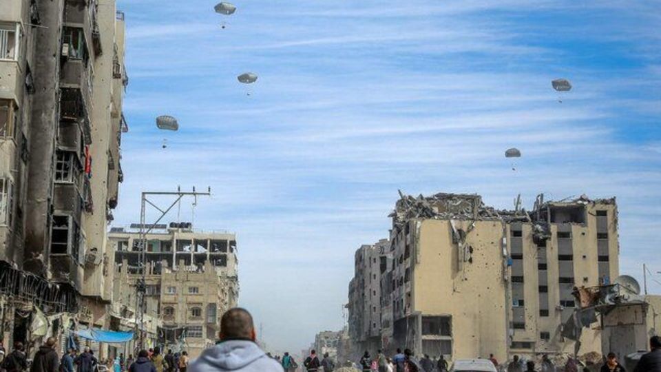 تهدید رژیم صهیونیستی به لغو ارسال هوای کمکها در صورت تصویربرداری از نوار غزه تهدید رژیم صهیونیستی به لغو ارسال هوای کمکها در صورت تصویربرداری از نوار غزه