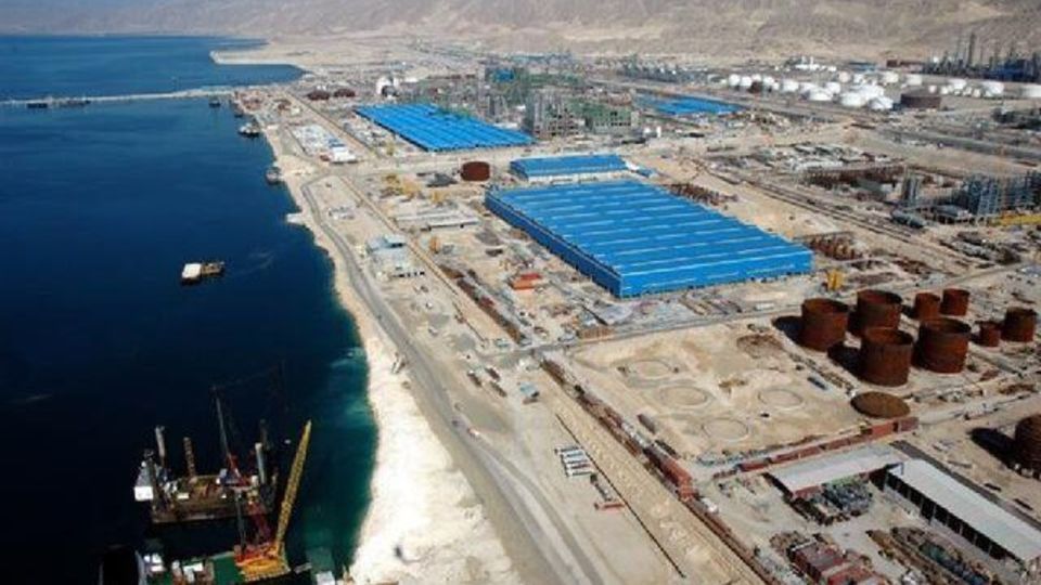 ۴۰ زلزله در ۴ روز؛ صنعت نفت در معرض آزمون لرزهای/توضیح محققان درباره وقوع سونامی در سایه فوجلرزههای عسلویه ۴۰ زلزله در ۴ روز؛ صنعت نفت در معرض آزمون لرزهای/توضیح محققان درباره وقوع سونامی در سایه فوجلرزههای عسلویه