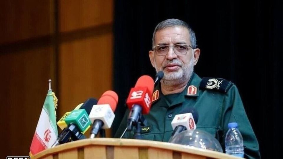 هشدار سخنگوی سپاه: دشمن حماقت کند، نفسش را در سرزمینهای اشغالی قطع خواهیم کرد/ ممکن است جغرافیای پاسخ و میدان نبرد تغییر کند هشدار سخنگوی سپاه: دشمن حماقت کند، نفسش را در سرزمینهای اشغالی قطع خواهیم کرد/ ممکن است جغرافیای پاسخ و میدان نبرد تغییر کند