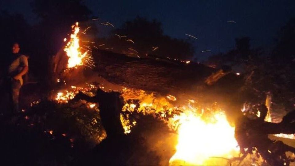 آتش سوزی یک ساختمان مسکونی در جنوب غرب تهران؛۴عضو خانواده جان باختند آتش سوزی یک ساختمان مسکونی در جنوب غرب تهران؛۴عضو خانواده جان باختند