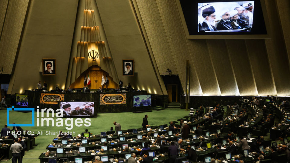 ۸ عضو کابینه به مجلس میروند/ بررسی روند مذاکرات با اروپا در کمیسیون امنیت ملی ۸ عضو کابینه به مجلس میروند/ بررسی روند مذاکرات با اروپا در کمیسیون امنیت ملی