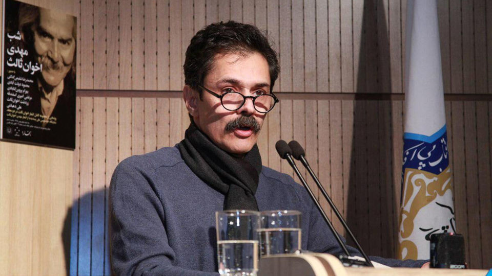 گلایه فرزند اخوان ثالث از آنچه بر خانه این شاعر فقید گذشته است گلایه فرزند اخوان ثالث از آنچه بر خانه این شاعر فقید گذشته است