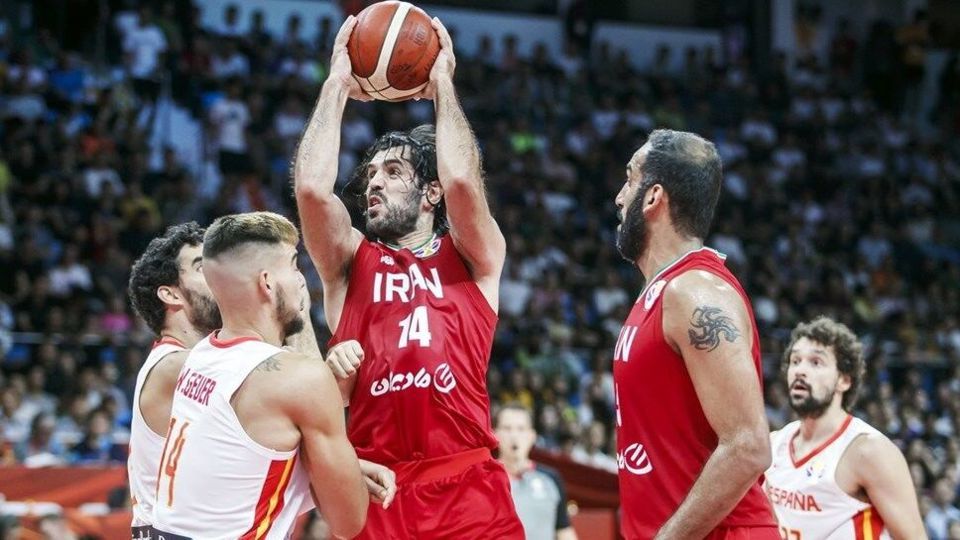 نیکخواه بهرامی در میان اسطورههای کاپ آسیا نیکخواه بهرامی در میان اسطورههای کاپ آسیا