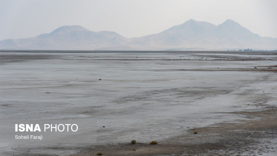 دریاچه ارومیه در آستانه خشکی کامل