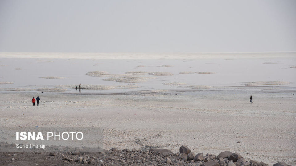 دریاچه ارومیه در آستانه خشکی کامل