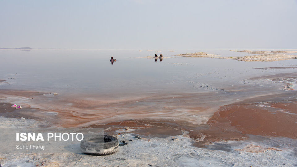 دریاچه ارومیه در آستانه خشکی کامل