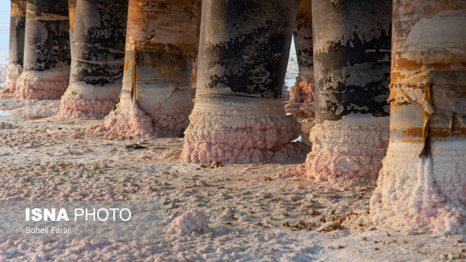 دریاچه ارومیه در آستانه خشکی کامل