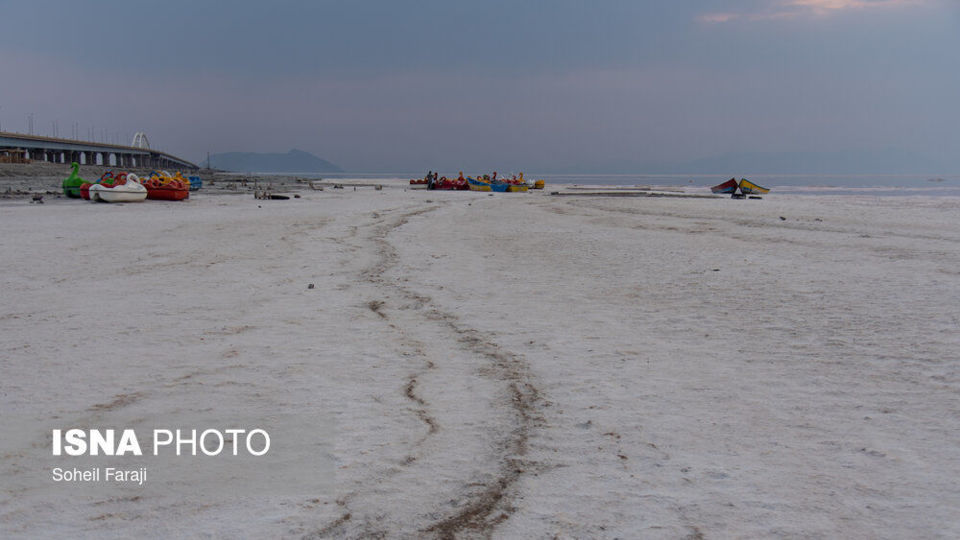 دریاچه ارومیه در آستانه خشکی کامل