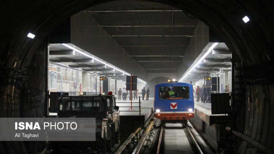 ایستگاه متروی تختی آماده تست گرم است ایستگاه متروی تختی آماده تست گرم است