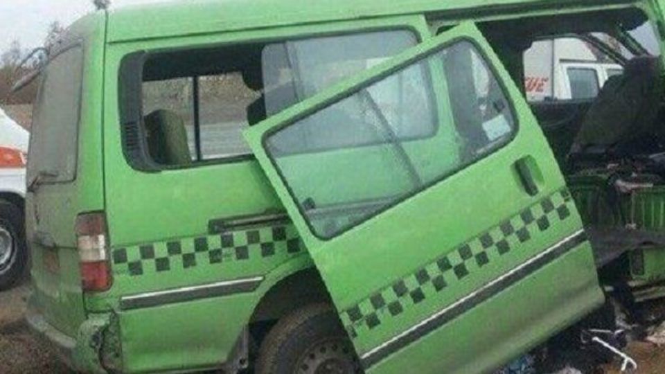 مصدومیت ۱۳ نفر بر اثر واژگونی ون حامل زائران اربعین مصدومیت ۱۳ نفر بر اثر واژگونی ون حامل زائران اربعین