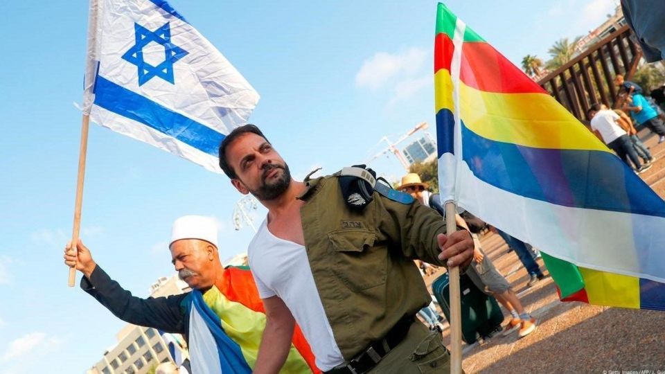 رسانه عبری: اسرائیل روی اقلیتها در خاورمیانه سرمایه گذاری میکند رسانه عبری: اسرائیل روی اقلیتها در خاورمیانه سرمایه گذاری میکند