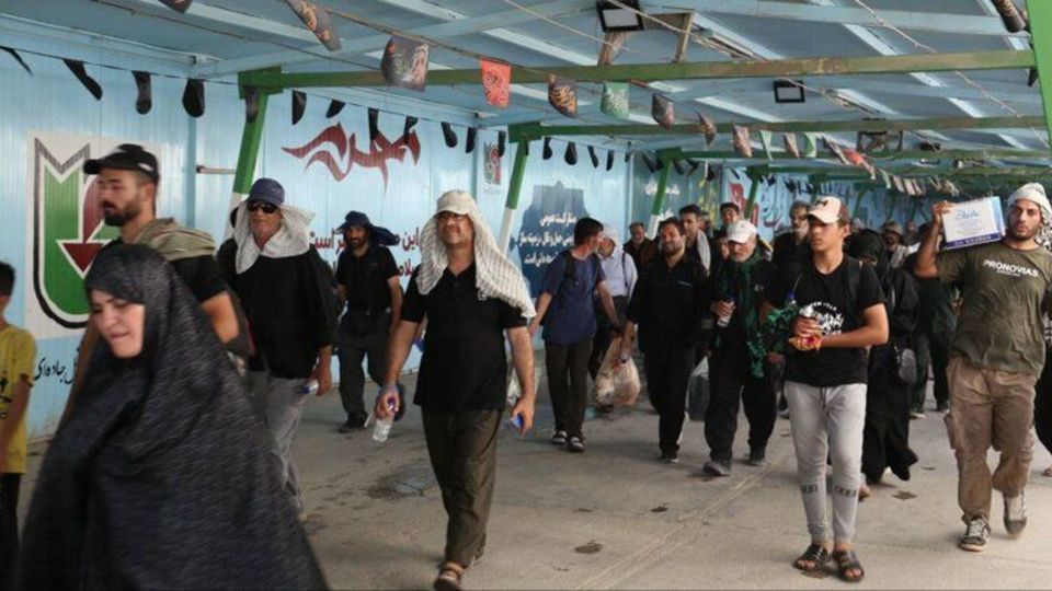 ۹۶۳ هزار زائر از مرز مهران به کشور بازگشتند ۹۶۳ هزار زائر از مرز مهران به کشور بازگشتند