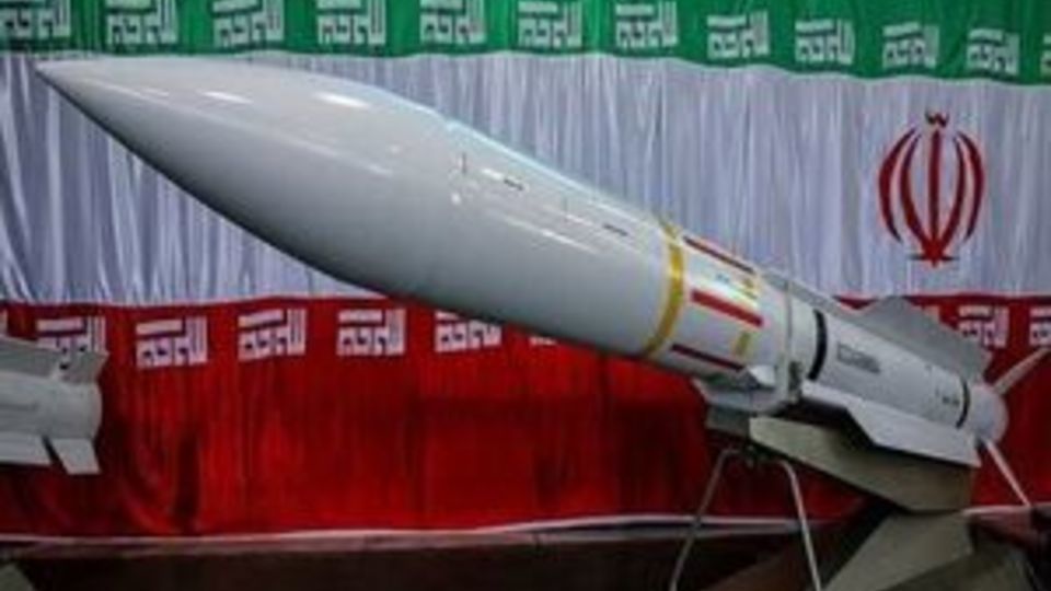 چرا کارشناسان غربی توصیه میکنند که ایران به سمت بازدارندگی هستهای حرکت کند؟ چرا کارشناسان غربی توصیه میکنند که ایران به سمت بازدارندگی هستهای حرکت کند؟