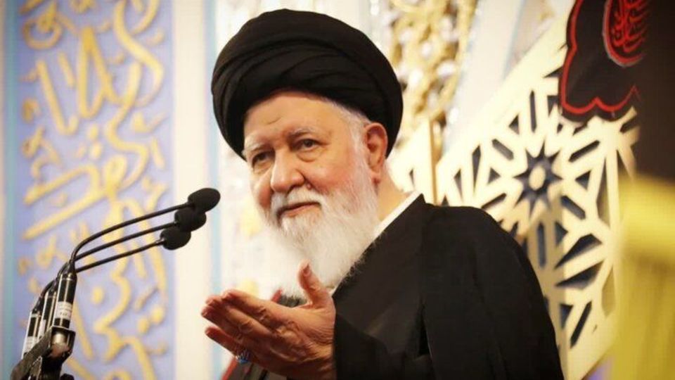 علمالهدی: آمریکا در همه فتنهها و توطئهها علیه ایران شکست خورده است علمالهدی: آمریکا در همه فتنهها و توطئهها علیه ایران شکست خورده است