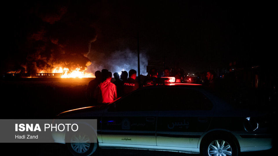 آتش‌سوزی انبار مواد نفتی و روغنی در خیابان شهید رجایی - تهران