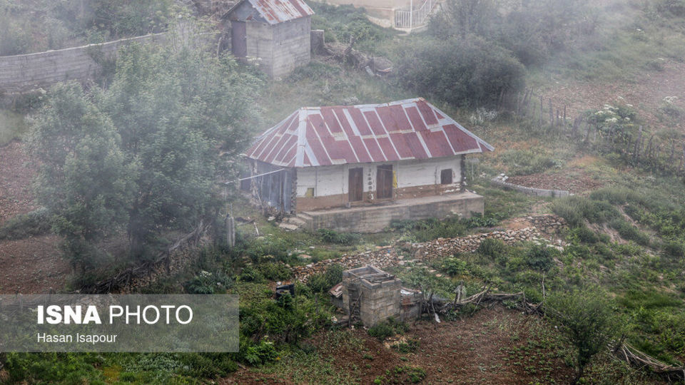 روستای «اِسپِرِز» سوادکوه بر فراز ابرها