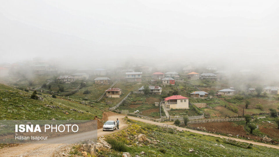 روستای «اِسپِرِز» سوادکوه بر فراز ابرها