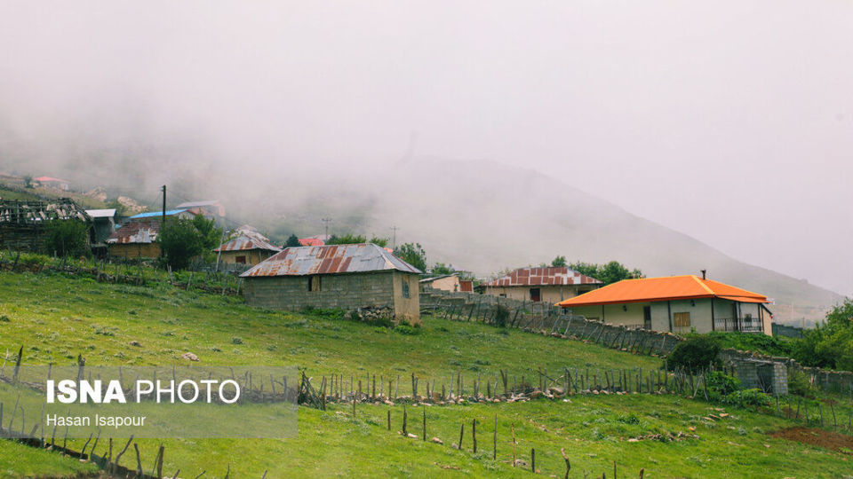 روستای «اِسپِرِز» سوادکوه بر فراز ابرها