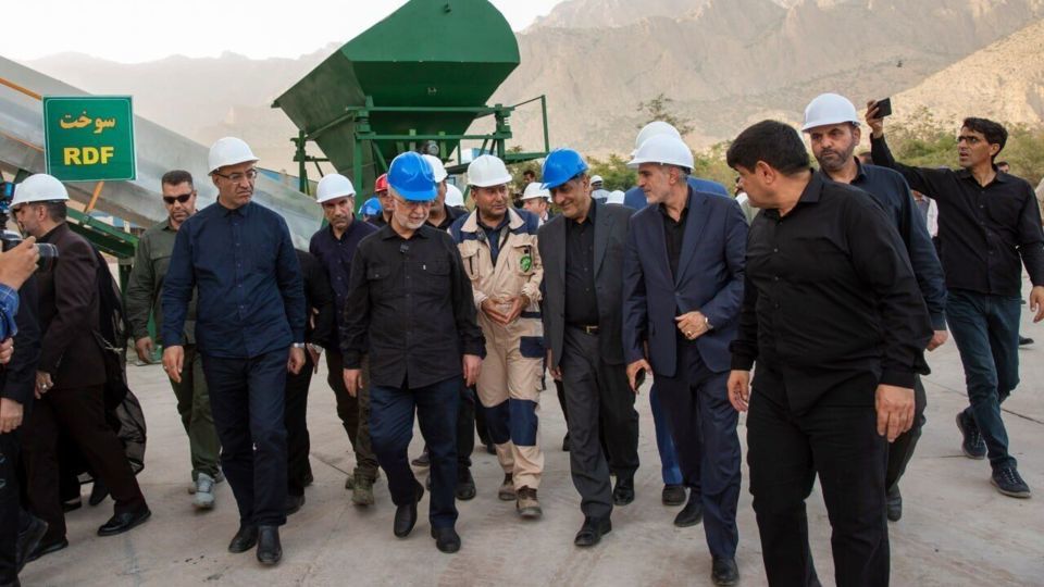 زباله های ۱۸ شهر سوخت کارخانه می شود | صرفه جویی روزانه ۵ میلیون مترمکعب گاز با این طرح + جزئیات زباله های ۱۸ شهر سوخت کارخانه می شود | صرفه جویی روزانه ۵ میلیون مترمکعب گاز با این طرح + جزئیات