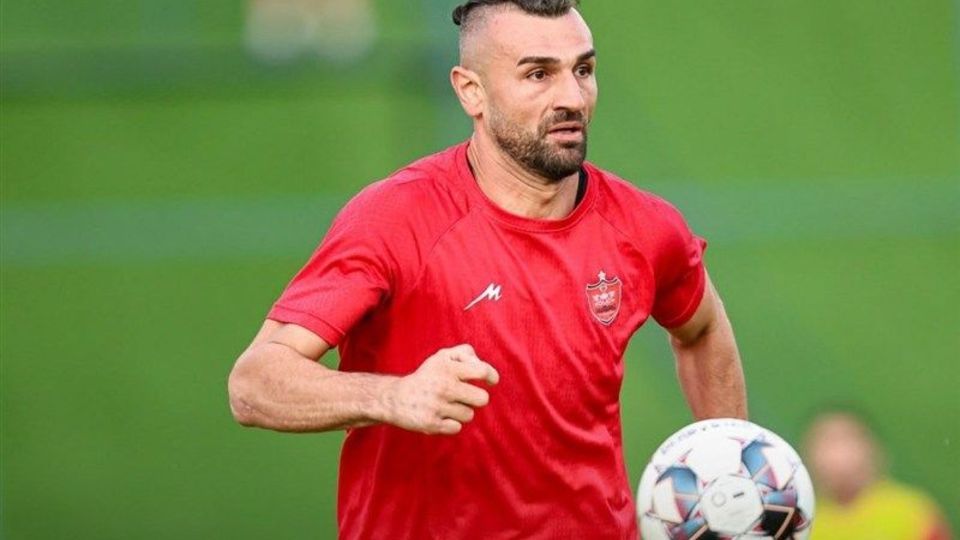 مهاجم ترکیهای از پرسپولیس جدا شد مهاجم ترکیهای از پرسپولیس جدا شد