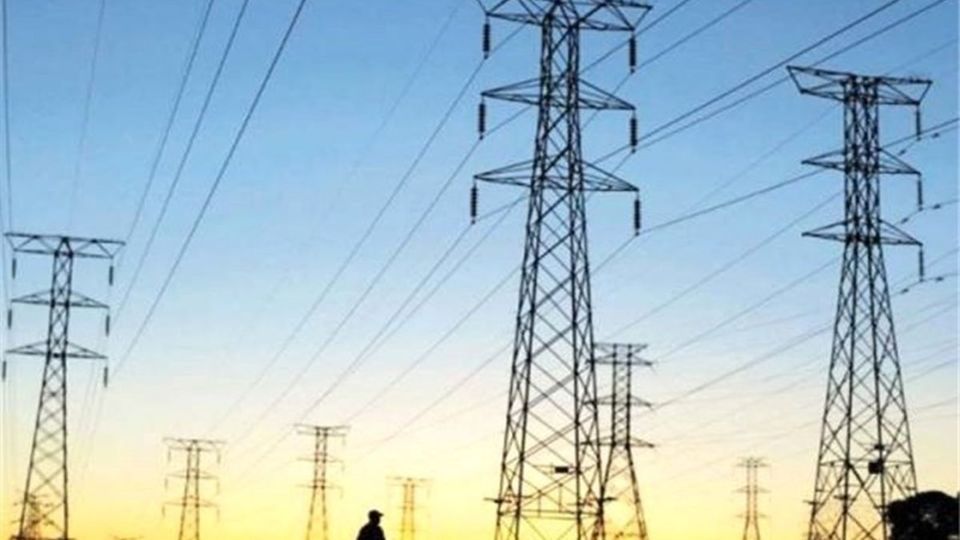 کاهش تدریجی محدودیتهای برق واحدهای تولیدی و مشترکان خانگی/ رفع ناترازی برق تا ۲سال آینده با توسعه انرژی خورشیدی کاهش تدریجی محدودیتهای برق واحدهای تولیدی و مشترکان خانگی/ رفع ناترازی برق تا ۲سال آینده با توسعه انرژی خورشیدی