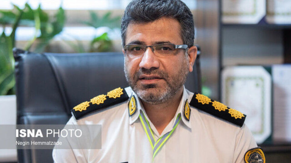 سهم ۳۷ درصدی عابرین در تصادفات فوتی پایتخت/ طراحی قاب «شبرنگ» برای تابلوهای گذرگاه عابرپیاده سهم ۳۷ درصدی عابرین در تصادفات فوتی پایتخت/ طراحی قاب «شبرنگ» برای تابلوهای گذرگاه عابرپیاده