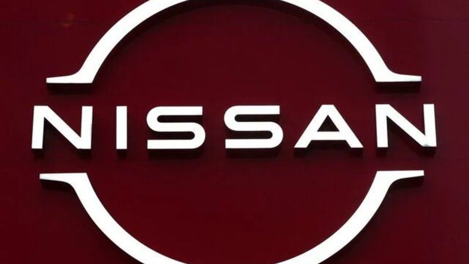 مرسدسبنز از خیر سرمایهگذاری در نیسان گذشت مرسدسبنز از خیر سرمایهگذاری در نیسان گذشت