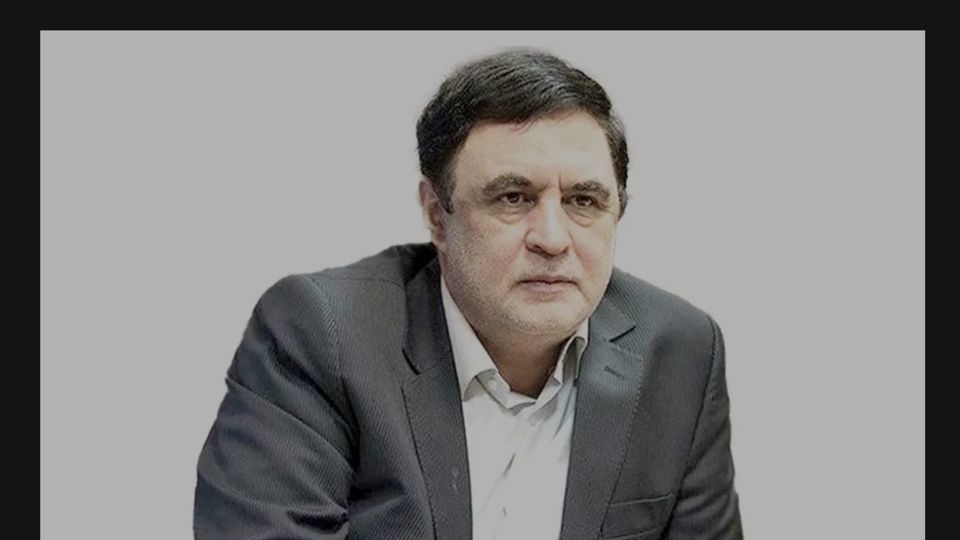 ناصر ایمانی تحلیلگر سیاسی اصولگرا: با اهداف سیاسی تبعات مکانیسم ماشه را بزرگنمایی میکنند ناصر ایمانی تحلیلگر سیاسی اصولگرا: با اهداف سیاسی تبعات مکانیسم ماشه را بزرگنمایی میکنند