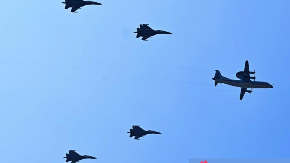 مراسم رژه نیروهای مسلح چین به مناسبت هشتادمین سال پایان جنگ جهانی مراسم رژه نیروهای مسلح چین به مناسبت هشتادمین سال پایان جنگ جهانی