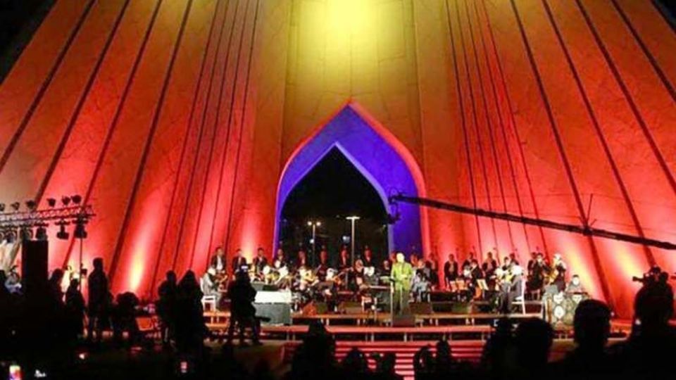 بازآرایی نمادین ملی در فضای باز بازآرایی نمادین ملی در فضای باز