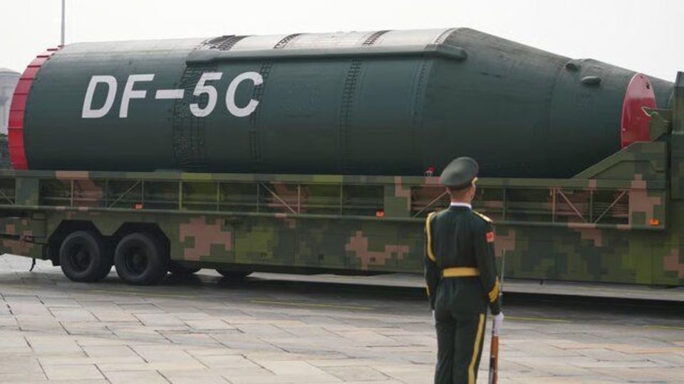 رونمایی از موشک هستهای جدید چین با بردی به وسعت تمام کره زمین رونمایی از موشک هستهای جدید چین با بردی به وسعت تمام کره زمین
