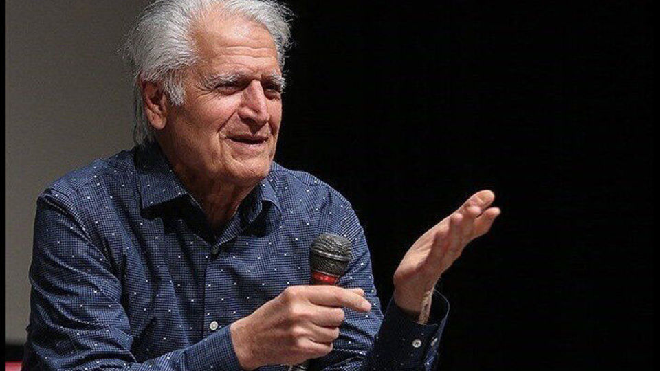 پیکر «احمد پژمان» در لارستان فارس به خاک سپرده خواهد شد پیکر «احمد پژمان» در لارستان فارس به خاک سپرده خواهد شد