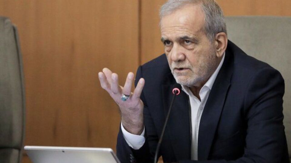 پزشکیان: از وحدت صحبت میکنیم، اما مدام دعوا داریم/از ظرفیت بریکس و شانگهای استفاده کنیم پزشکیان: از وحدت صحبت میکنیم، اما مدام دعوا داریم/از ظرفیت بریکس و شانگهای استفاده کنیم