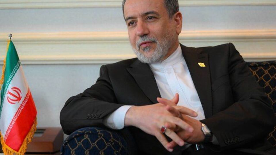 جلسه اضطراری نظارتی کمیسیون امنیت ملی مجلس با وزیر امورخارجه برگزار می شود جلسه اضطراری نظارتی کمیسیون امنیت ملی مجلس با وزیر امورخارجه برگزار می شود