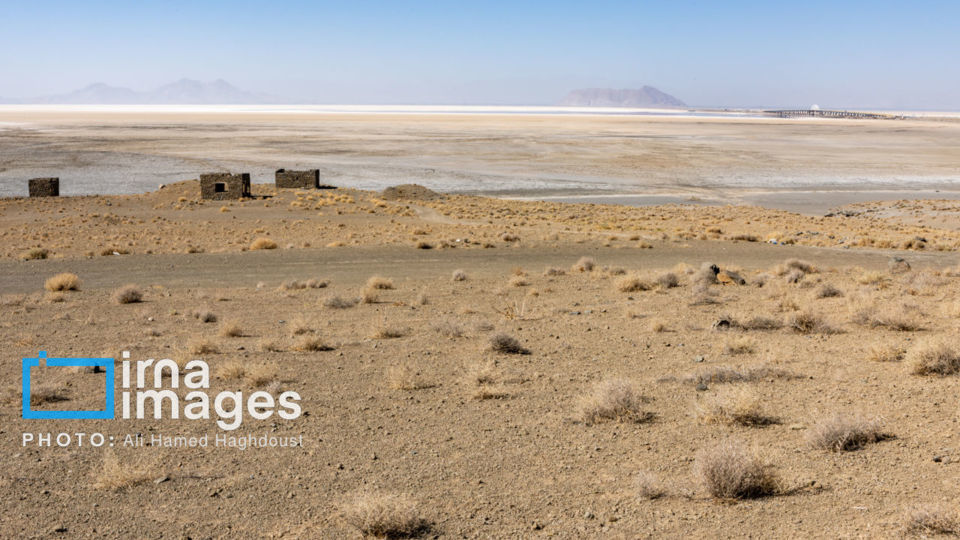 بی آبیِ دریاچه ارومیه بی آبیِ دریاچه ارومیه