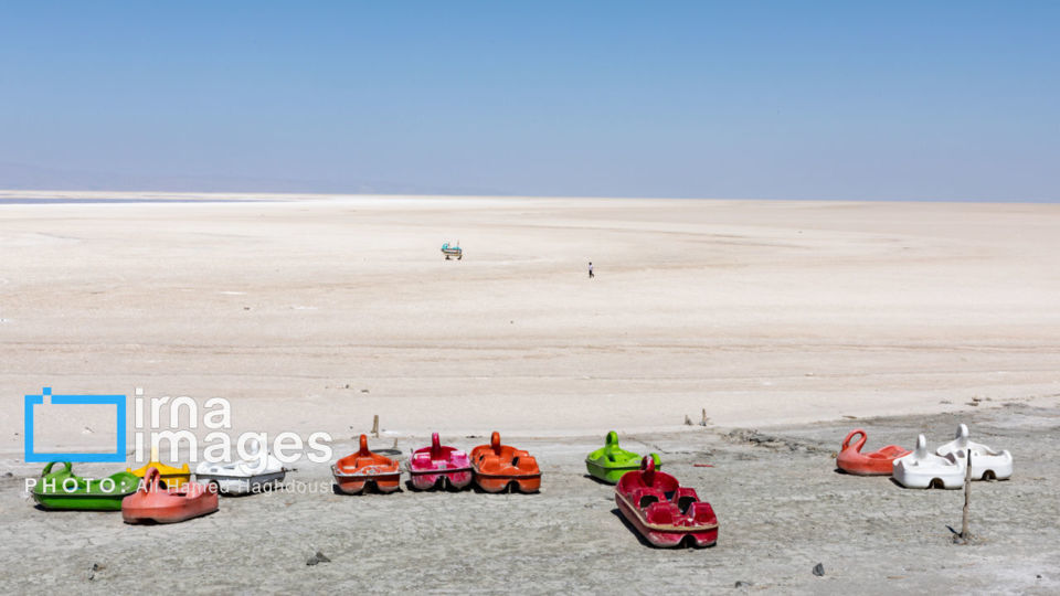 بی آبیِ دریاچه ارومیه بی آبیِ دریاچه ارومیه