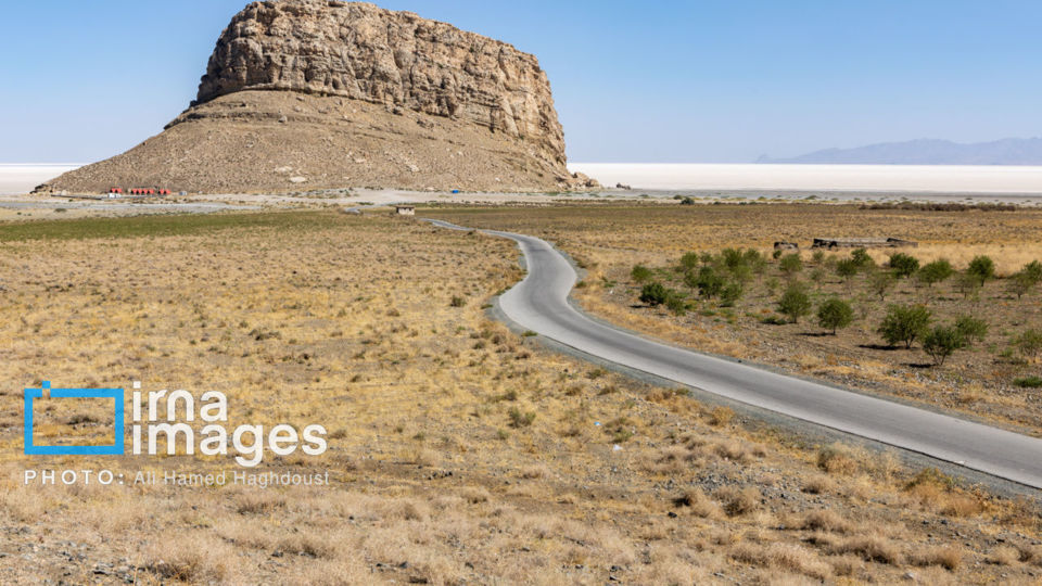 بی آبیِ دریاچه ارومیه بی آبیِ دریاچه ارومیه