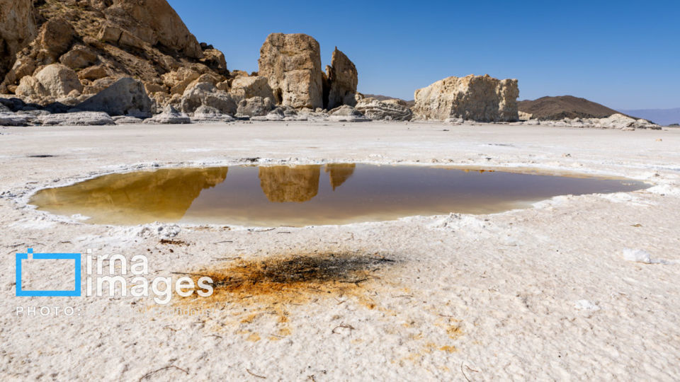 بی آبیِ دریاچه ارومیه بی آبیِ دریاچه ارومیه