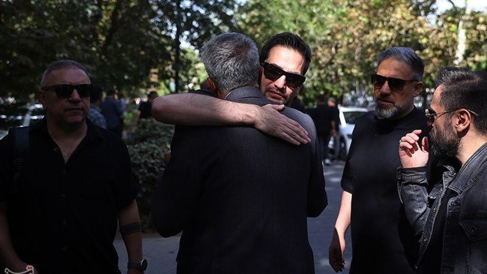 تشییع پیکر امید جهان