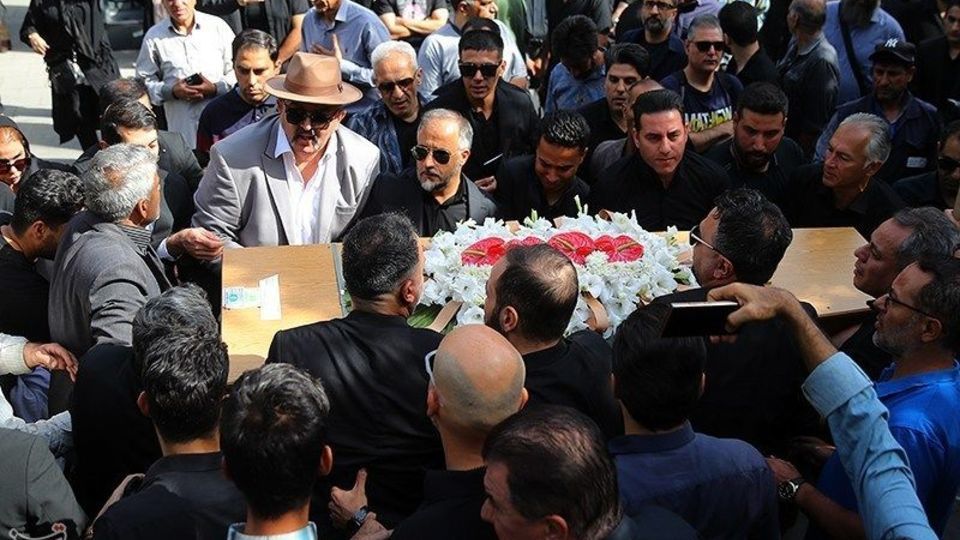 تشییع پیکر امید جهان