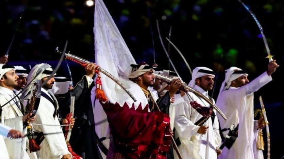 شیر بی یال و دم و اشکم اعراب در دوحه ! شیر بی یال و دم و اشکم اعراب در دوحه !