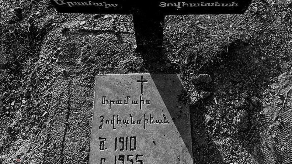 گورستان ارامنه تلو